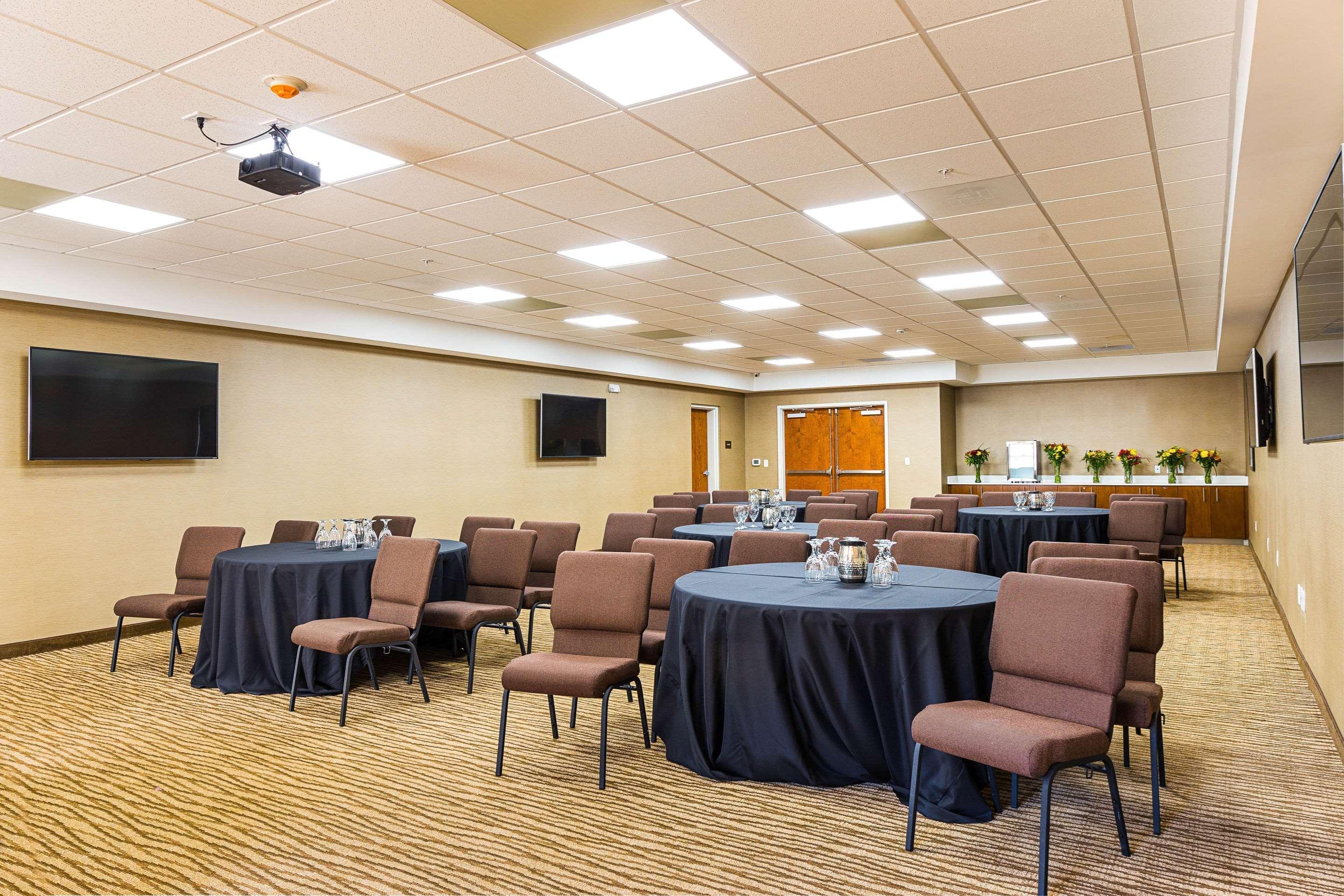 Piedmont Comfort Suites Greenville South מראה חיצוני תמונה