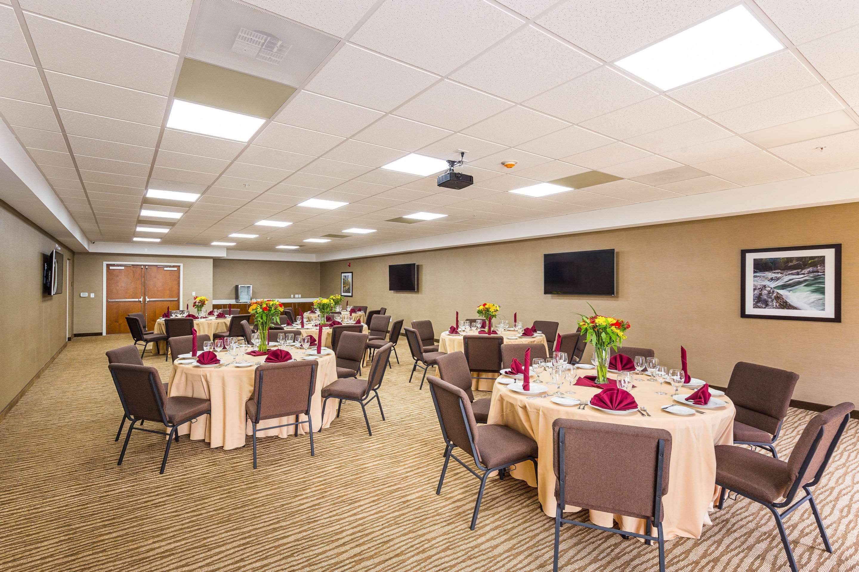 Piedmont Comfort Suites Greenville South מראה חיצוני תמונה