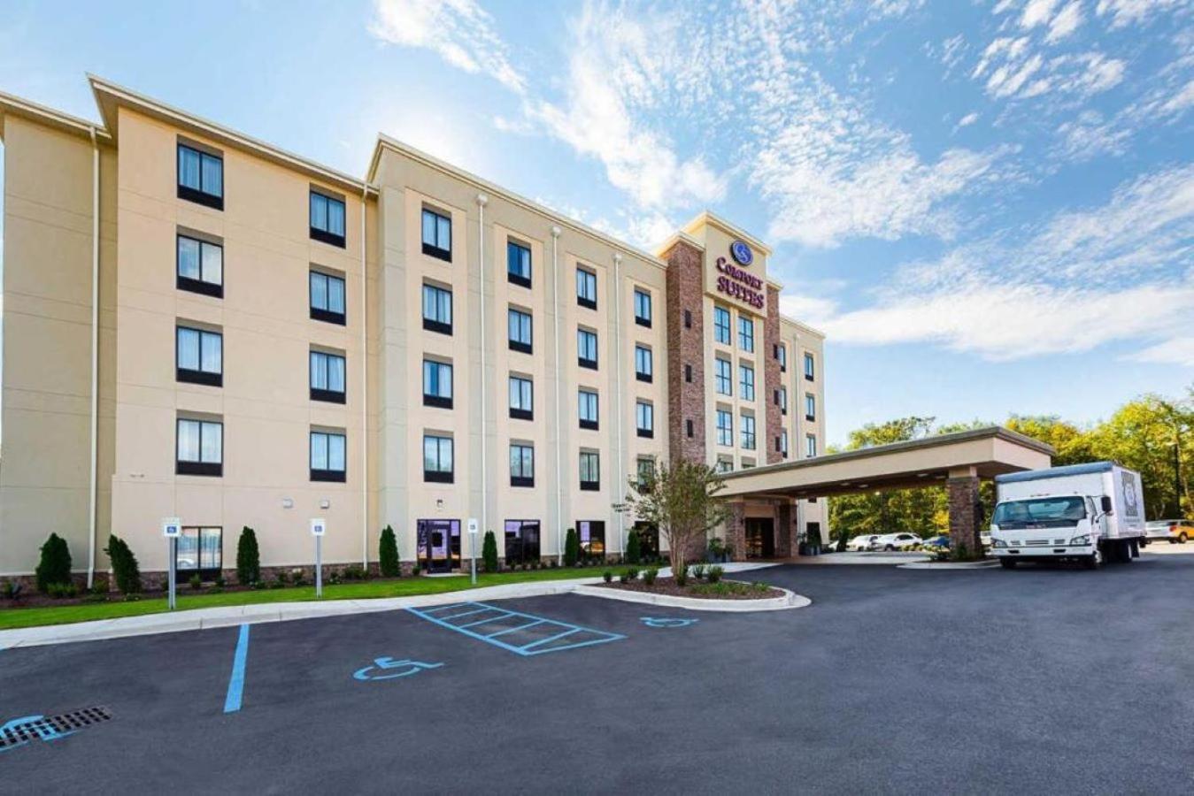 Piedmont Comfort Suites Greenville South מראה חיצוני תמונה